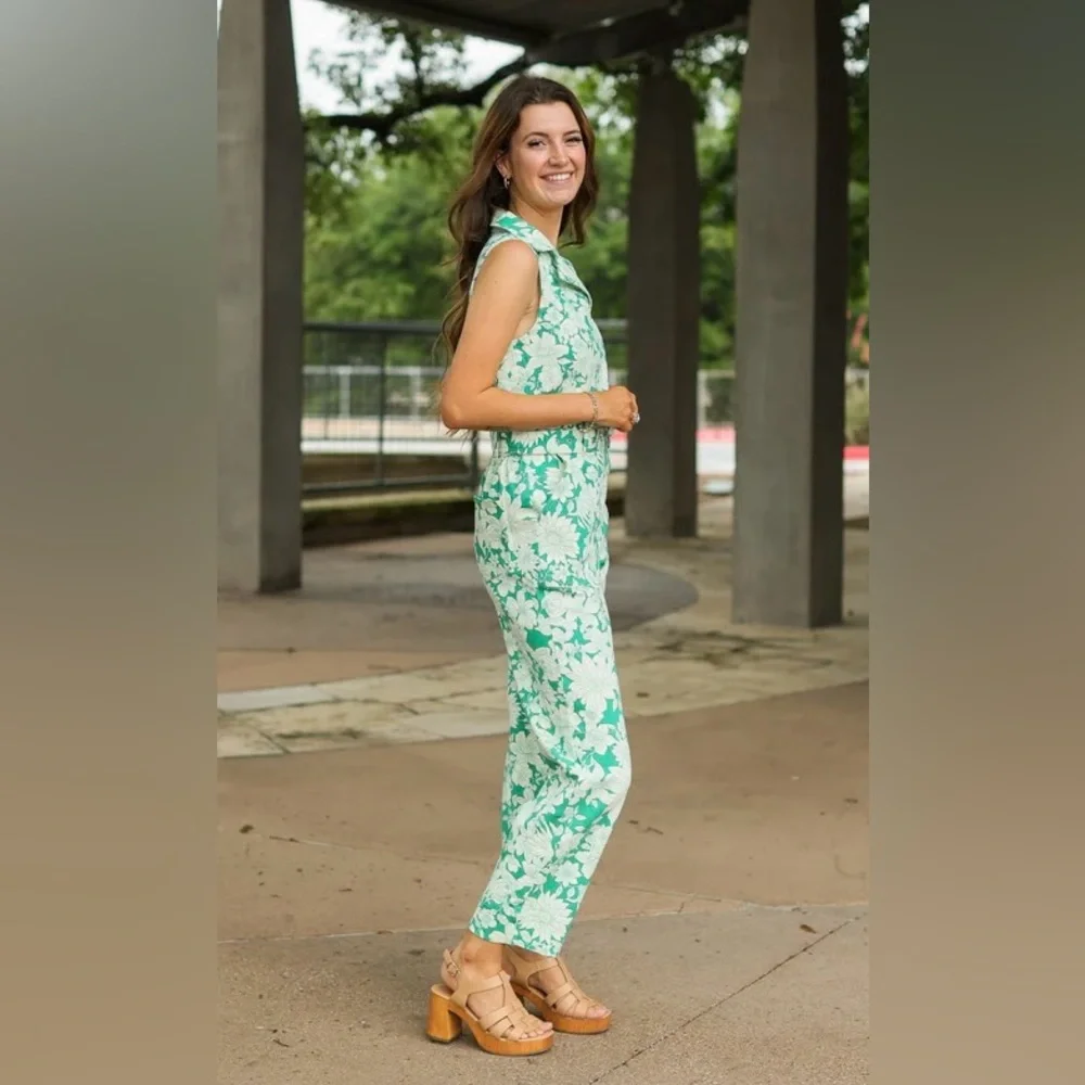 NEW w/Tags Skies Are Blue Curvy Green White Floral Jumpsuit Plus size 1X - Picture 5 of 10